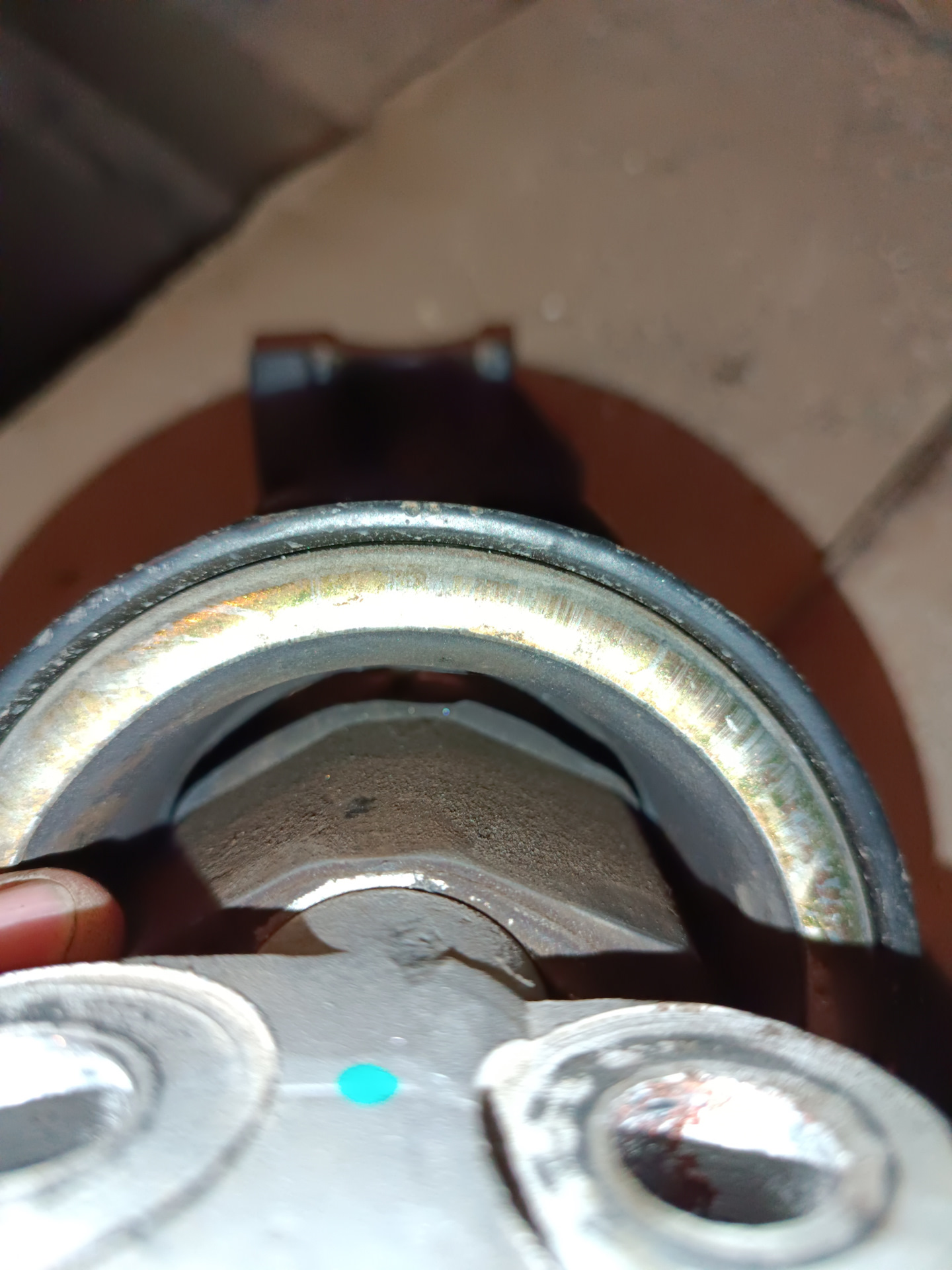 Вторая замена левой подушки двигателя — Chevrolet Lacetti 5D, 1,6 л ...