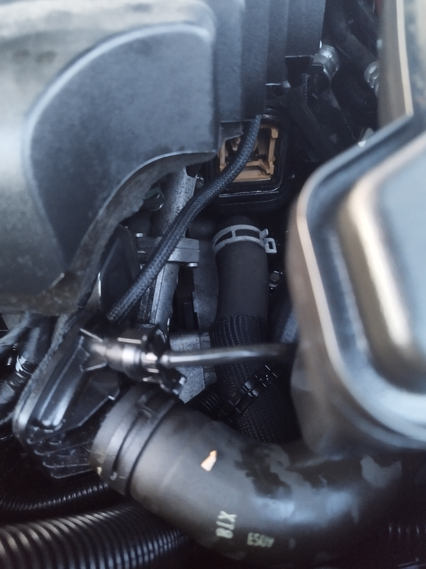 Вытекла жидкость радиатораФорд Мондео 5 2015 год — Ford Mondeo V, 2 л ...