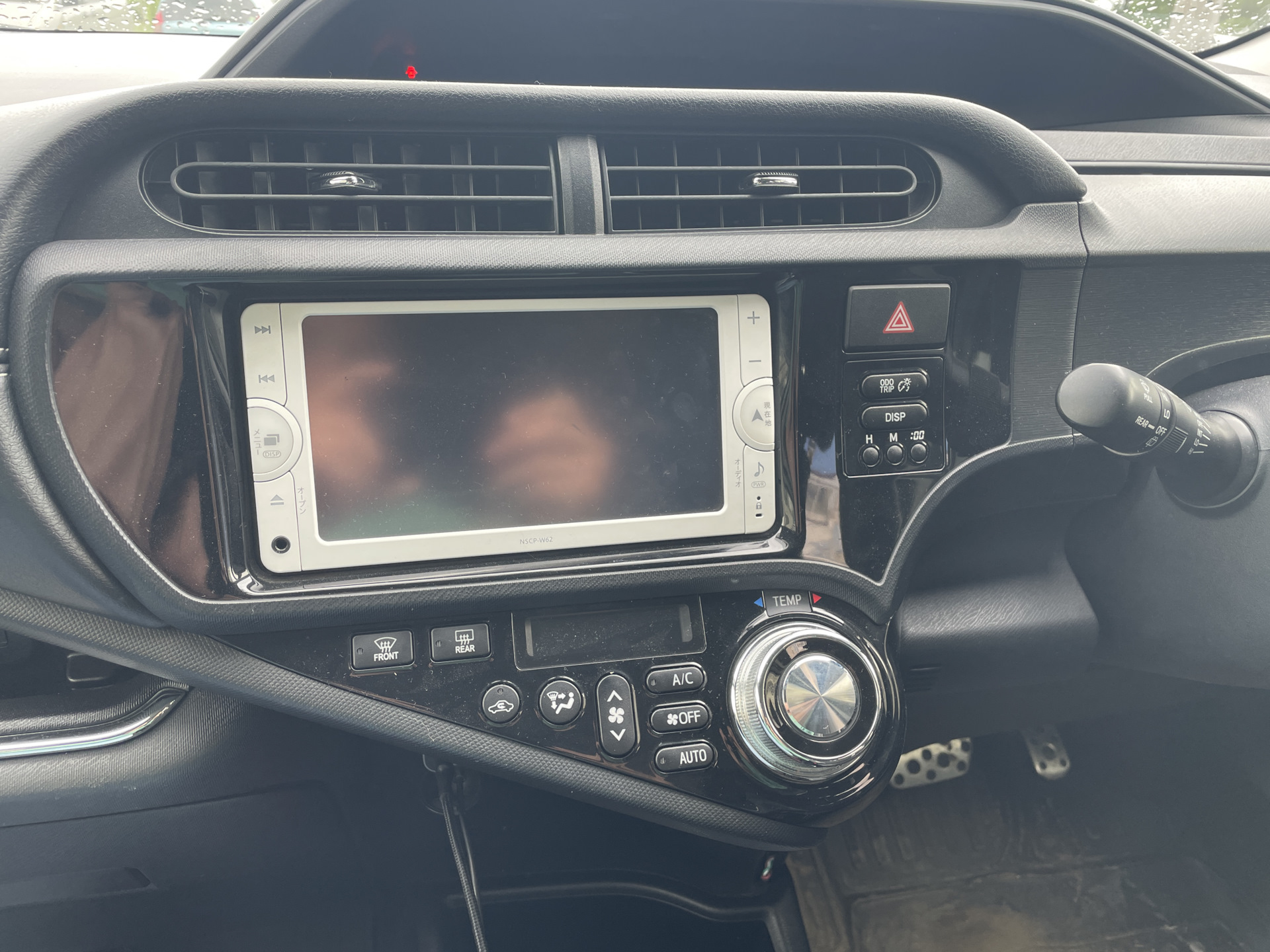 Замена штатной магнитолы на teyes cc2+ — Toyota Aqua, 1,5 л, 2014 года ...