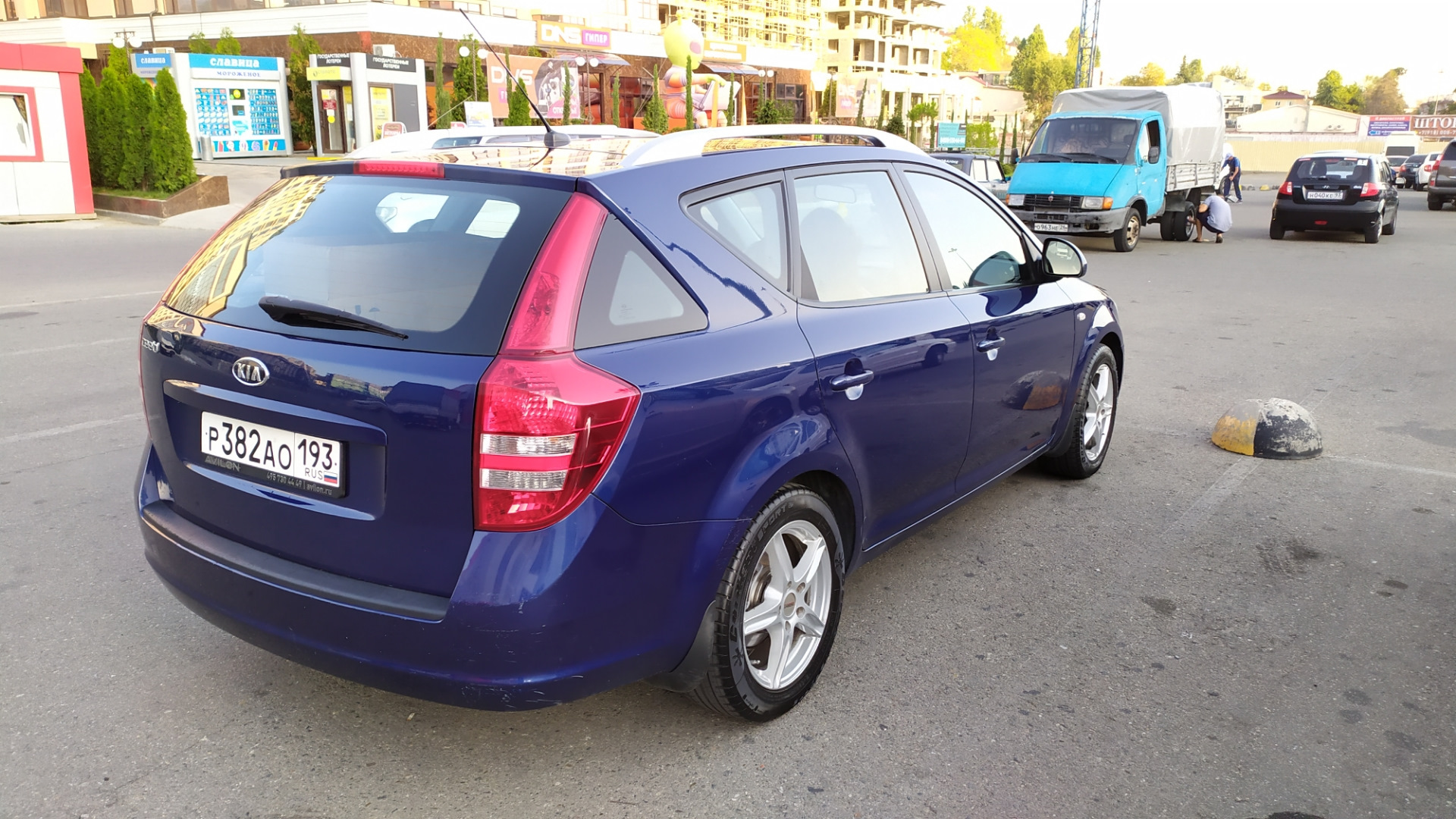 Тонировка задней полусферы 5% Люмар — KIA Ceed SW (1G), 1,6 л, 2009 ...