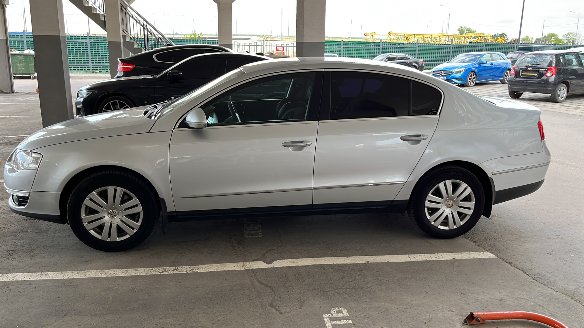 Volkswagen Passat B6 2.0 бензиновый 2007 | Не в кредит на DRIVE2