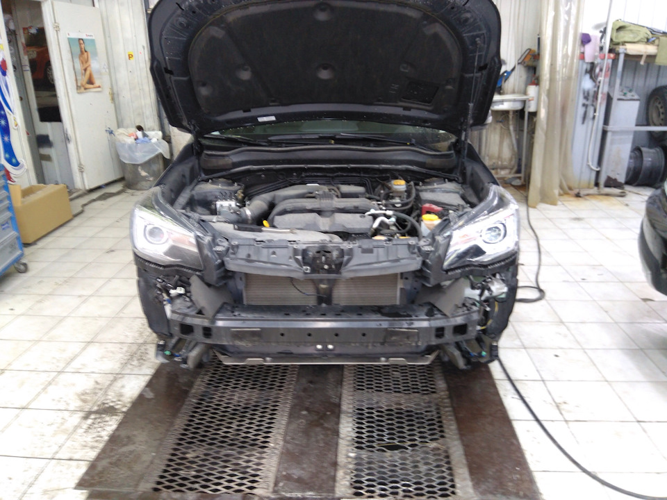 форестер бампер снять