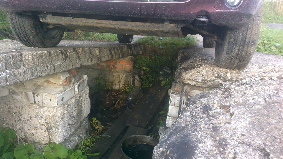 Замена масла в коробке — Lada Калина универсал, 1,6 л, 2009 года ...