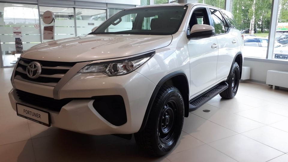 Тоета Fortuner стал намного дешевле