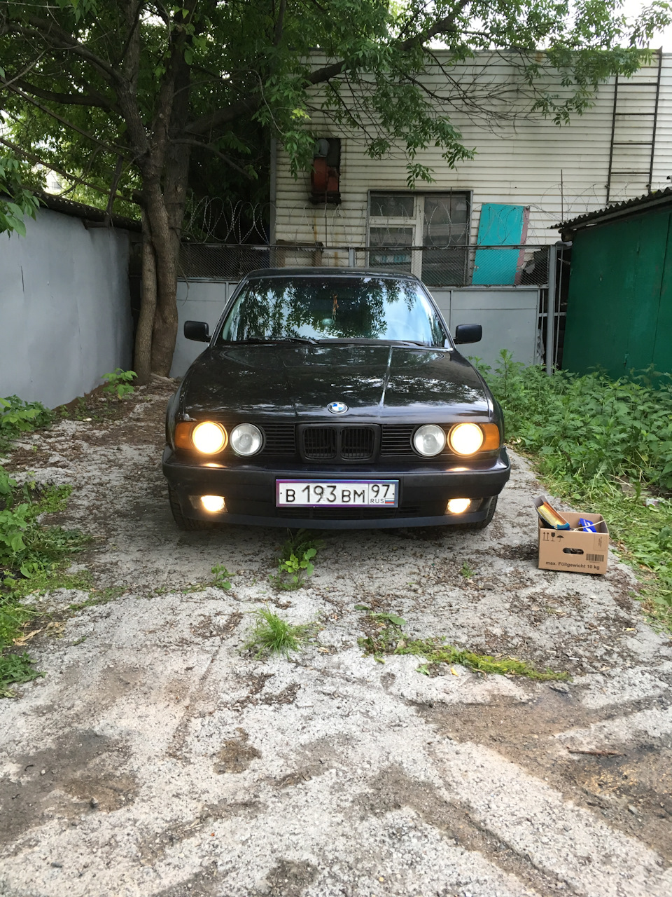 Фото в бортжурнале BMW 5 series (E34)
