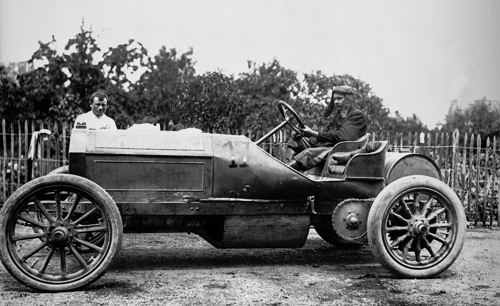 German brown. Мерседес 1899. Mercedes 1899. Мерседес Гордона.