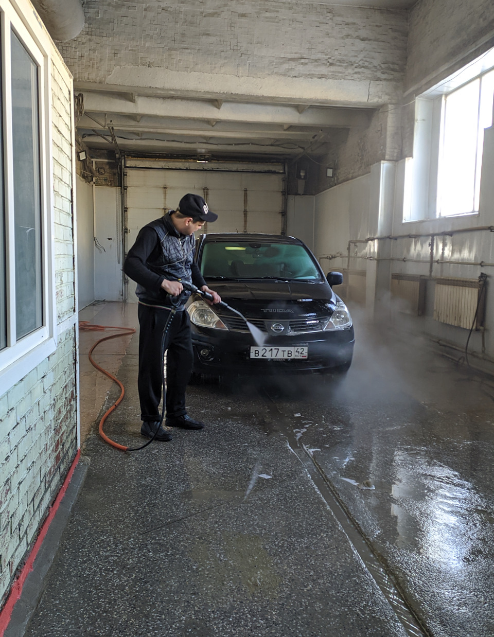 Фото в бортжурнале Nissan Tiida (1G)