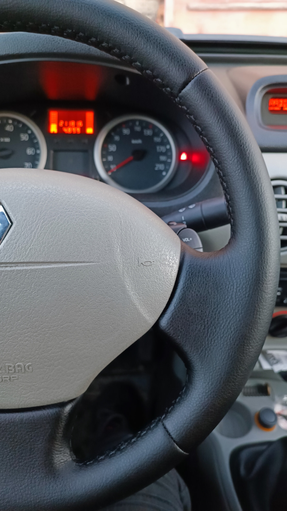 6. Перешив руля + установка bluetooth — Renault Kangoo (1G), 1,4 л, 2008  года | своими руками | DRIVE2