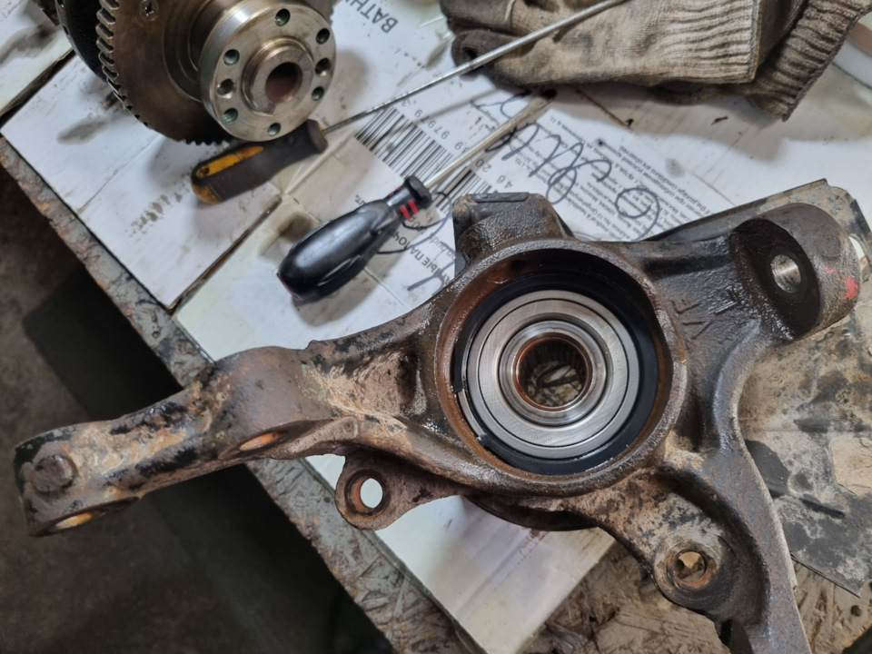 подшипник заднего колеса приора 2015. подшипник качения шариковый и роликовый. подшипник передней ступицы "ss20". подшипник 3206 под смазку. подшипник 4344904 нагрузка на подшипник.