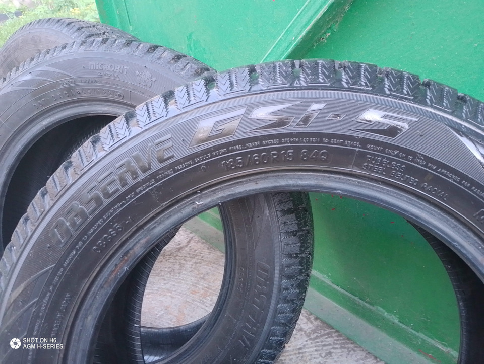 Шины зимние нешипованные Toyo 185/60 R15 на Volkswagen Polo Sedan ...