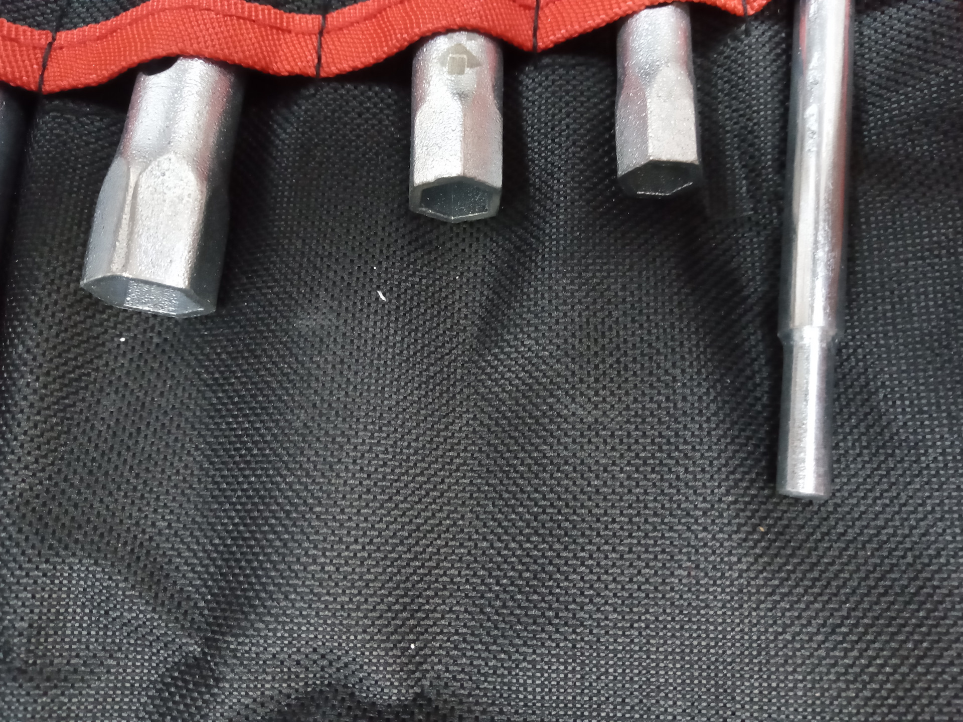 Накладки на ограничители дверей. Трубчатые ключи Зубр — Lada Калина ...