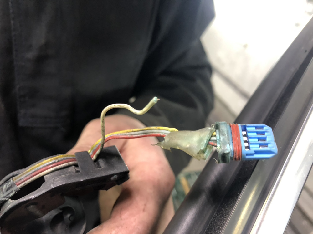 перестал работать бесключевой