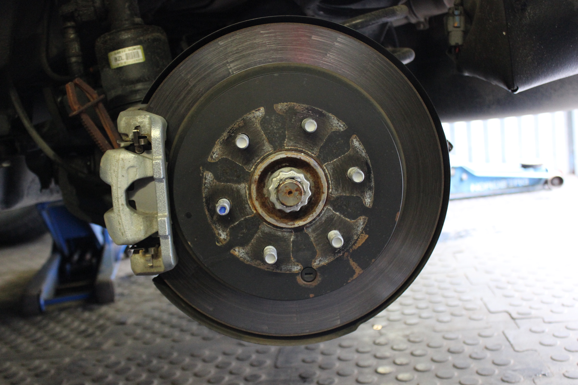 Jbt тормоза gmt 900. улучшенные тормоза. хайма м3 переделка на дисковые тормоза. тюнинг тормозной системы киа спектра. суппорта тормозные форестер цельсиор.