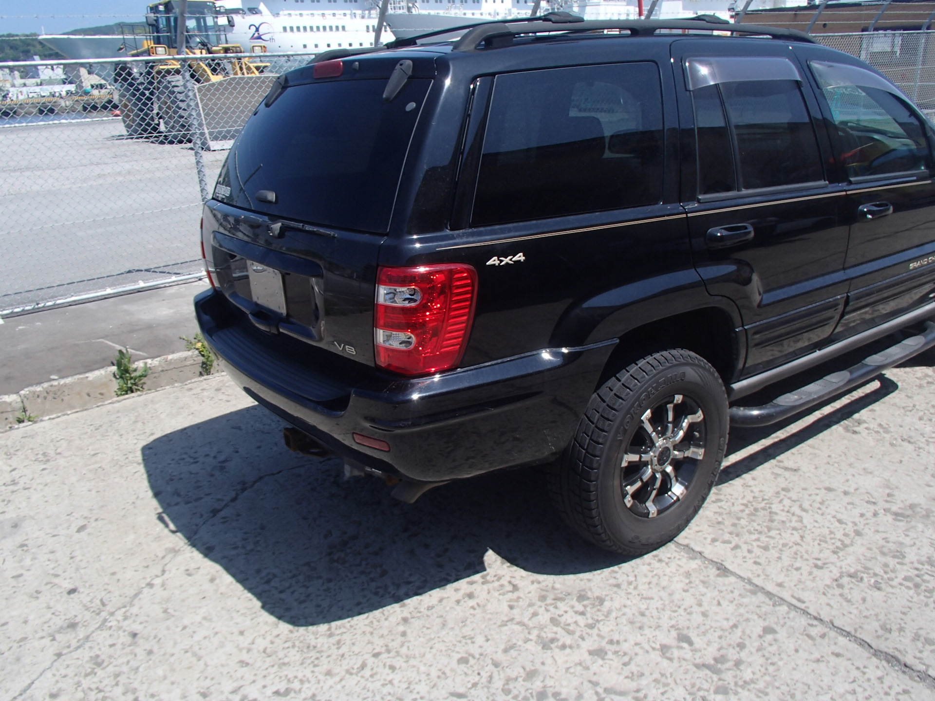 Grand cherokee wj 4.0. Jeep Grand Cherokee WJ 4.7. Гранд Чероки WH 4.7. Чероки 99 год. Лифт кузова на 4 Гранд Чероки WJ 4.7 драйв 2.