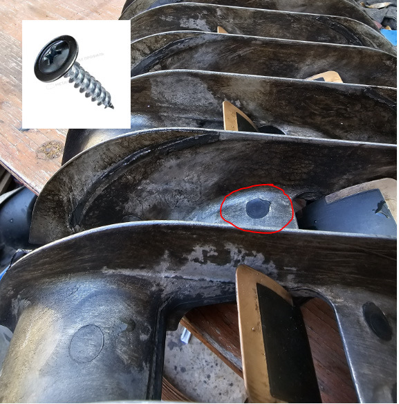 Вихревые заслонки впускного коллектора — Audi Q7 (1G), 4,2 л, 2008 года ...