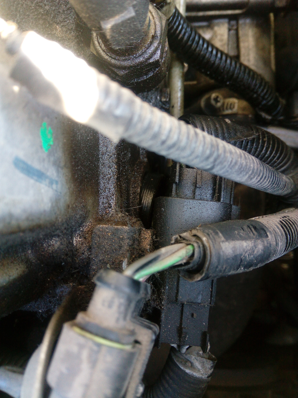 Выдавило заглушку распредвала — Lada Калина 2 универсал, 1,6 л, 2014 ...