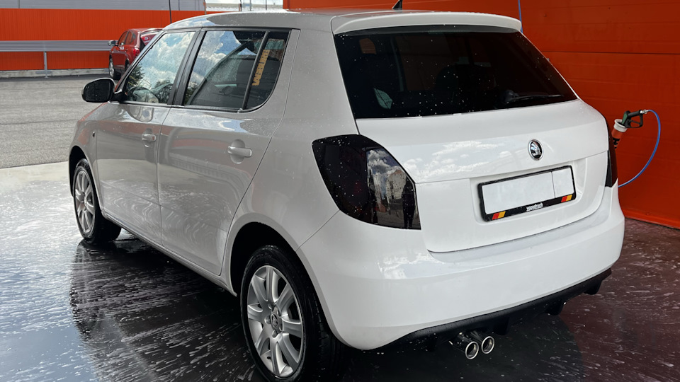 Кто какое масло льет? — Skoda Fabia Mk2, 9,9 л, 2014 года | расходники ...