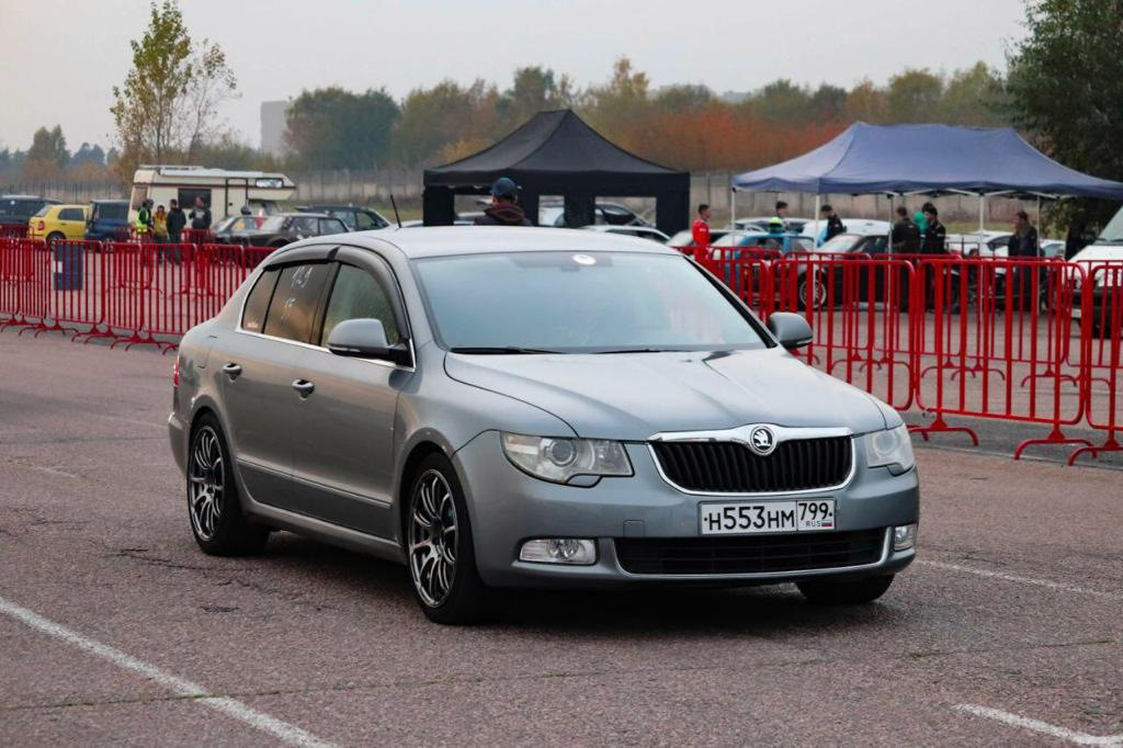 Суперб 2. Шкода Суперб 2. Skoda Superb mk2. Skoda Superb b6. Superb Skoda 2.0 Turbo.