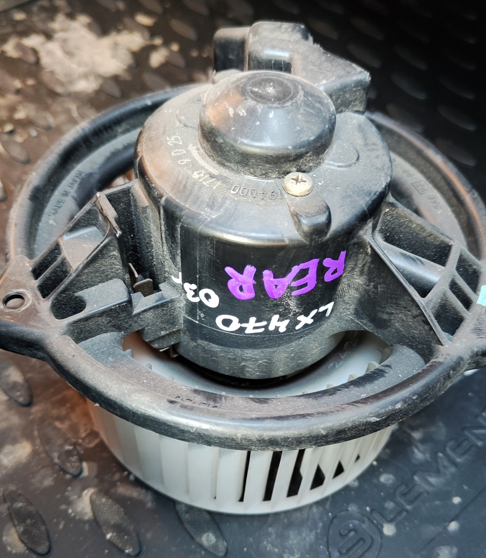 Фото в бортжурнале Toyota Prius (20)