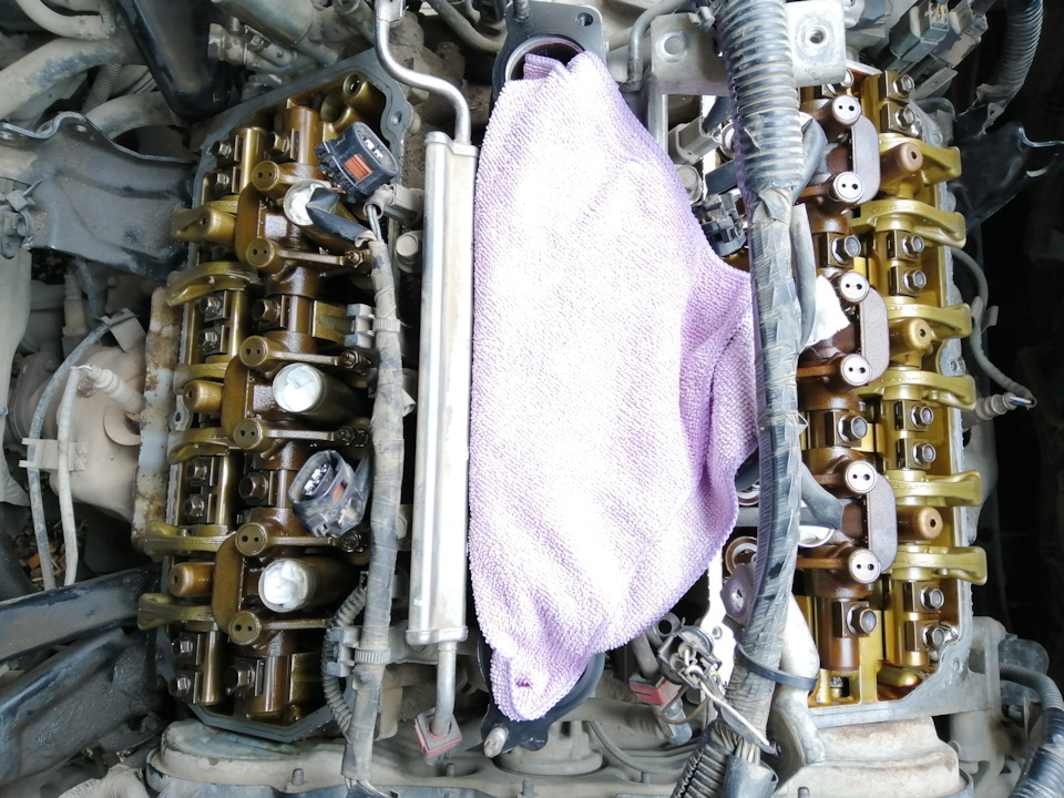 Регулировка впускных клапанов — Mitsubishi Outlander XL, 3 л, 2008 года ...