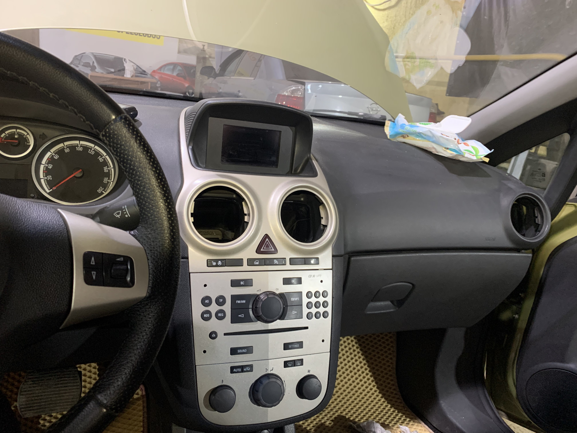Дефлекторы печки салона — Opel Corsa D, 1,2 л, 2007 года | своими ...