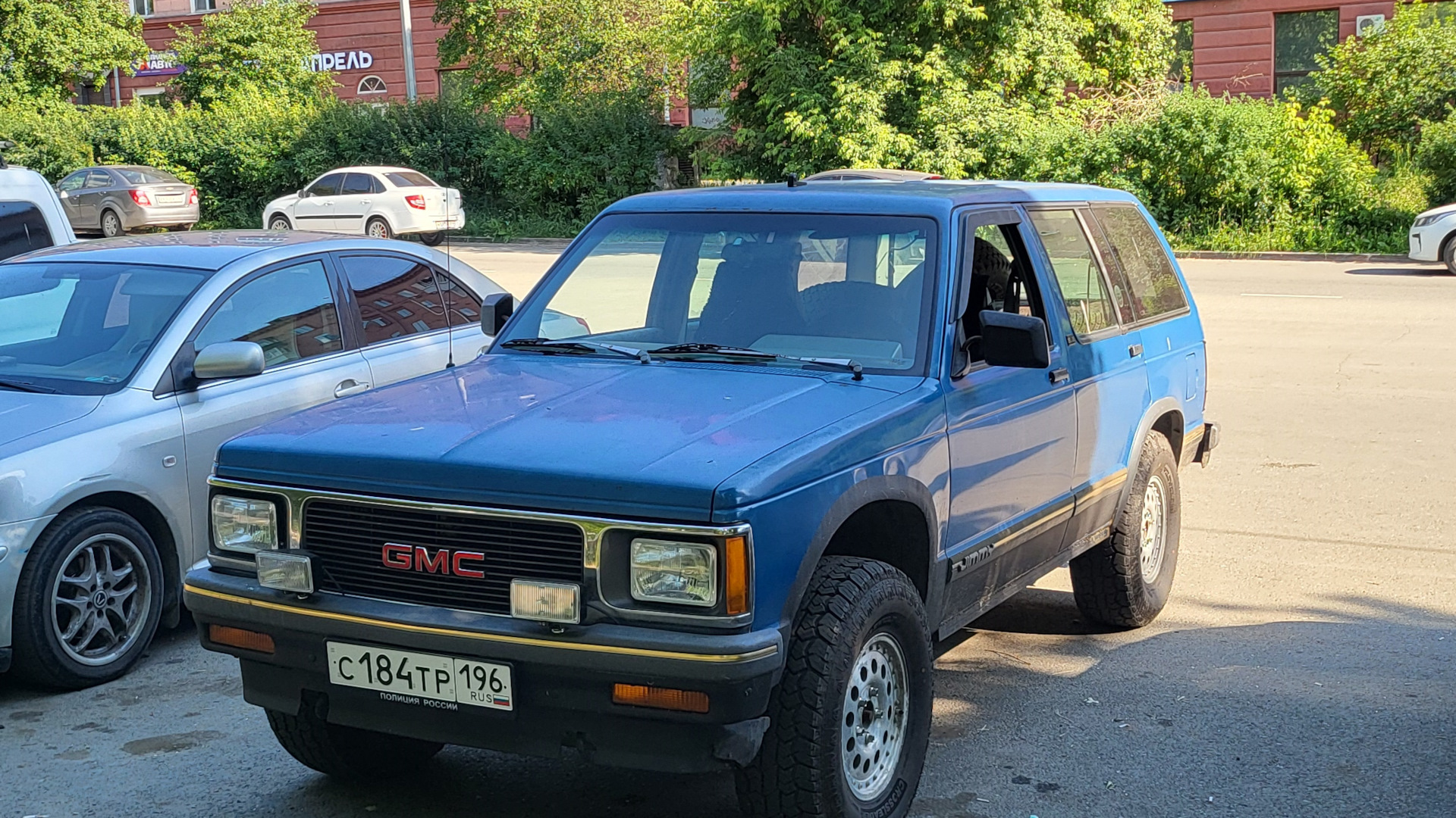 GMC S-15 Jimmy 4.3 бензиновый 1993 | на DRIVE2