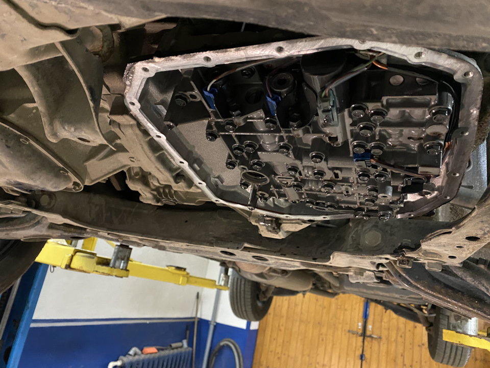 Фото в бортжурнале Toyota RAV4 (IV)