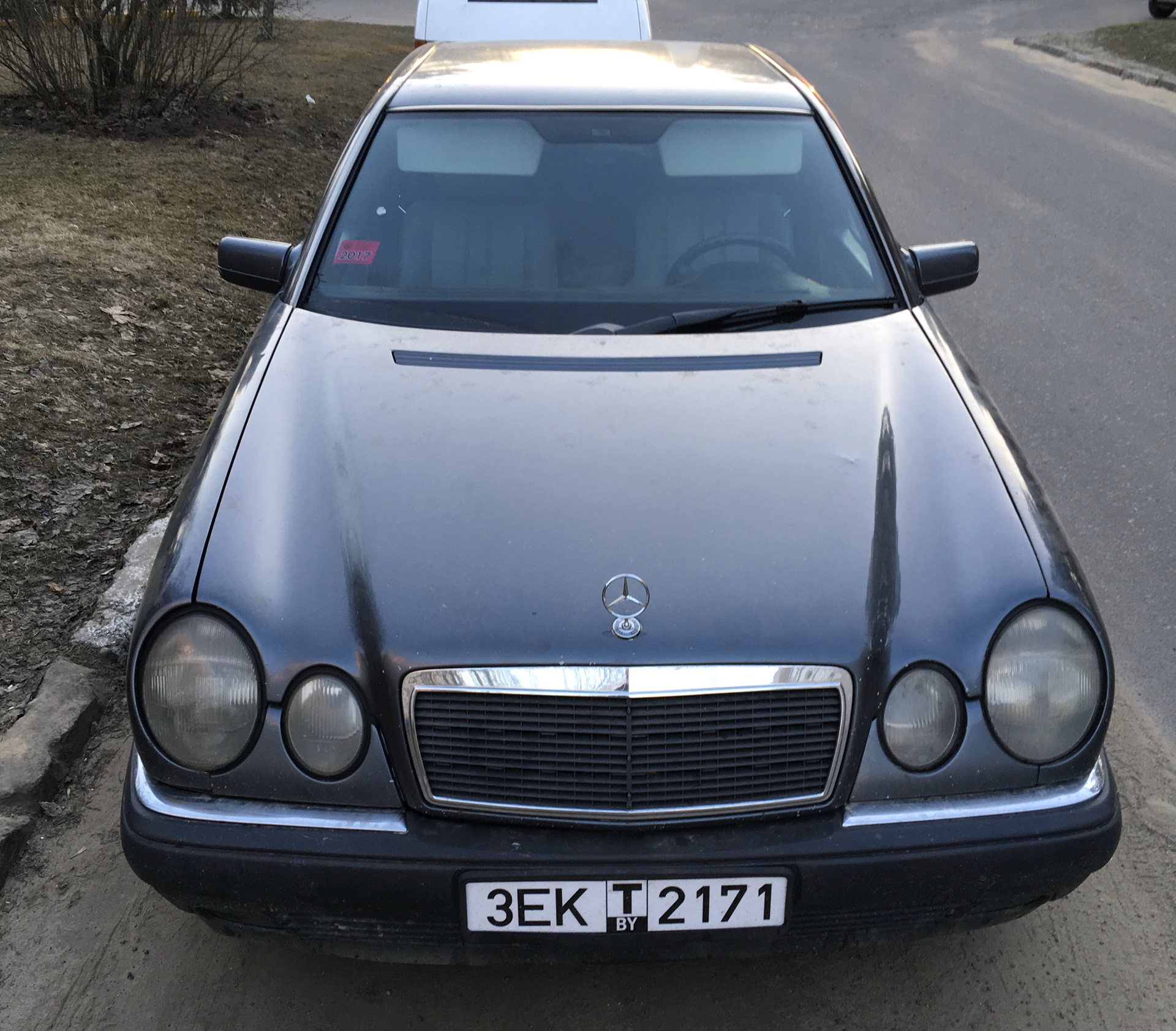 1. История — Mercedes-Benz E-class (W210), 2,2 л, 1997 года | покупка машины  | DRIVE2