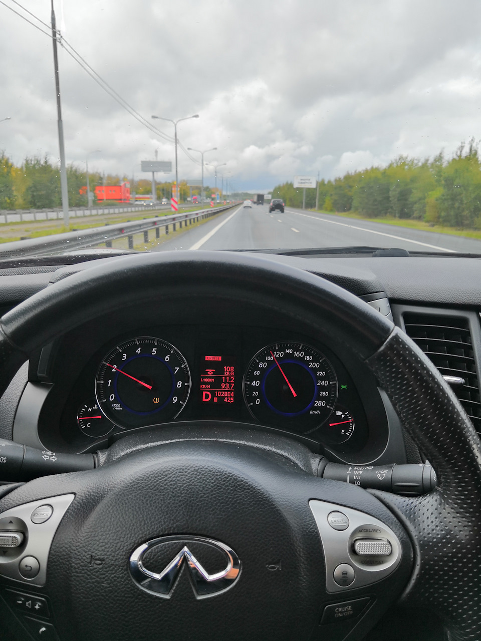 Замене лобового стекла — Infiniti FX (2G), 3,5 л, 2009 года | визит на ...