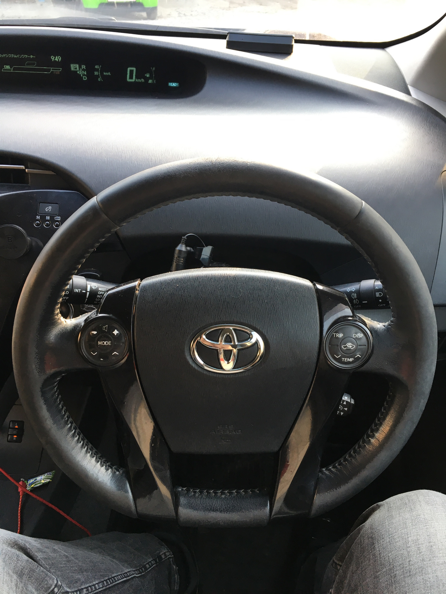 Как снять руль тойота приус 30 Перетяжка руля - Toyota Prius (30), 1,8 л, 2011 года стайлинг DRIVE2