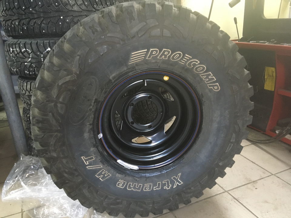 Pro comp xtreme mt 35x12 5x15 69 2 5 1986 drive2
