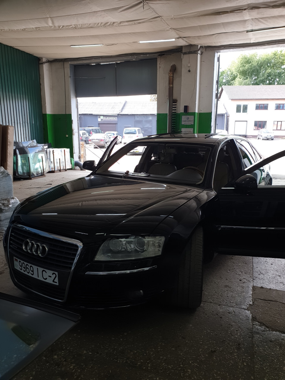 Ауди а8 д3 замена лобового стекла — Audi A8 (4E), 4,2 л., 2006 года ...