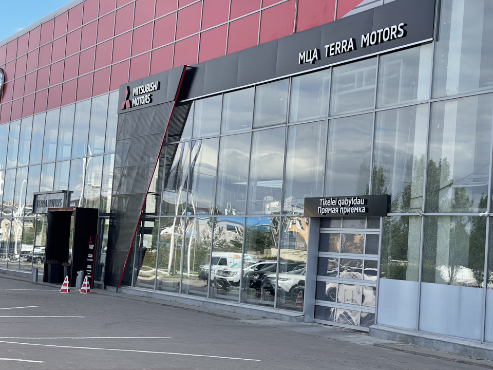 История о том как официальный дилер Митсубиси не смог активировать ...