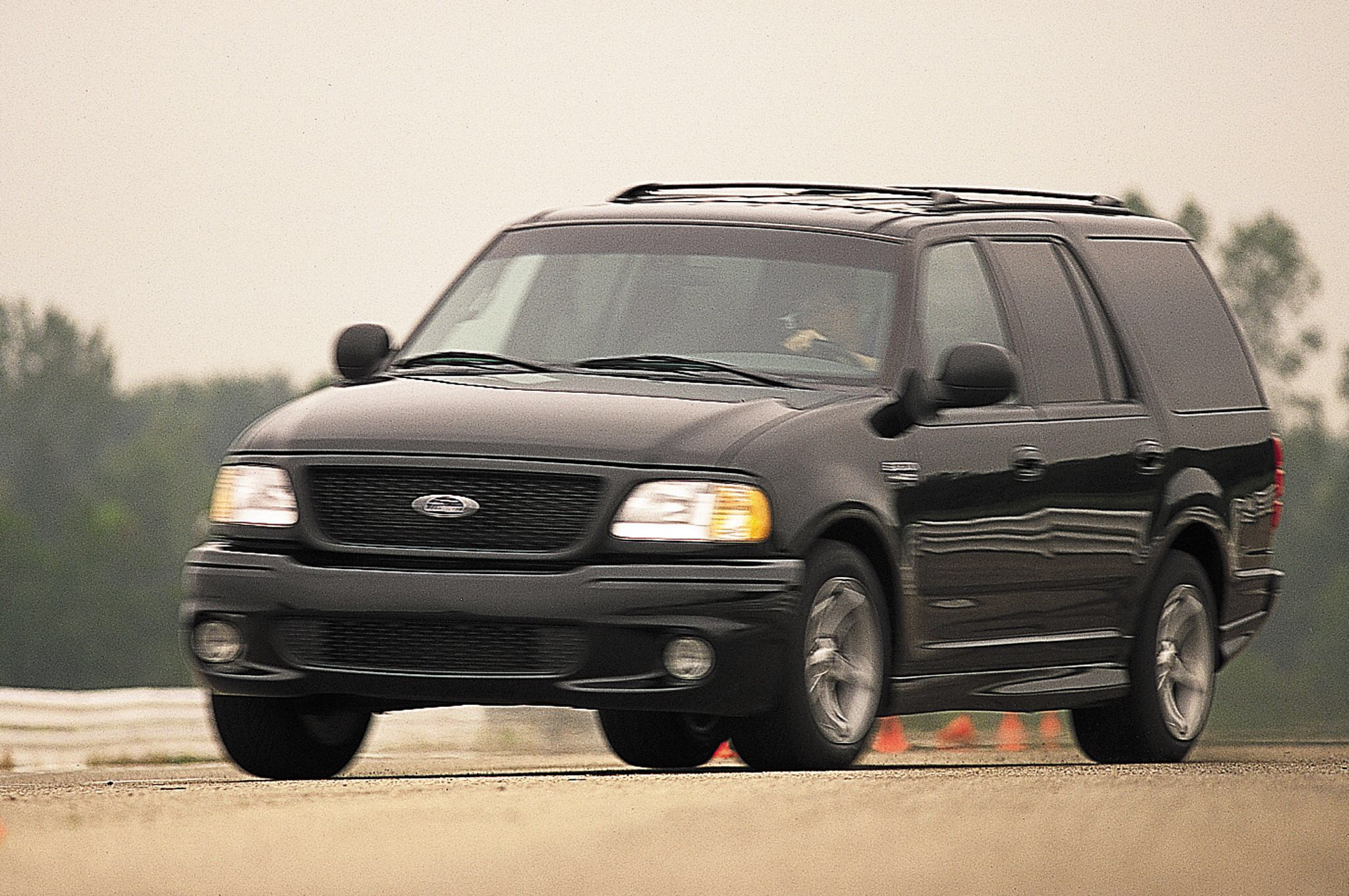 2000 Ford SVT Expedition - Truck Trend History.