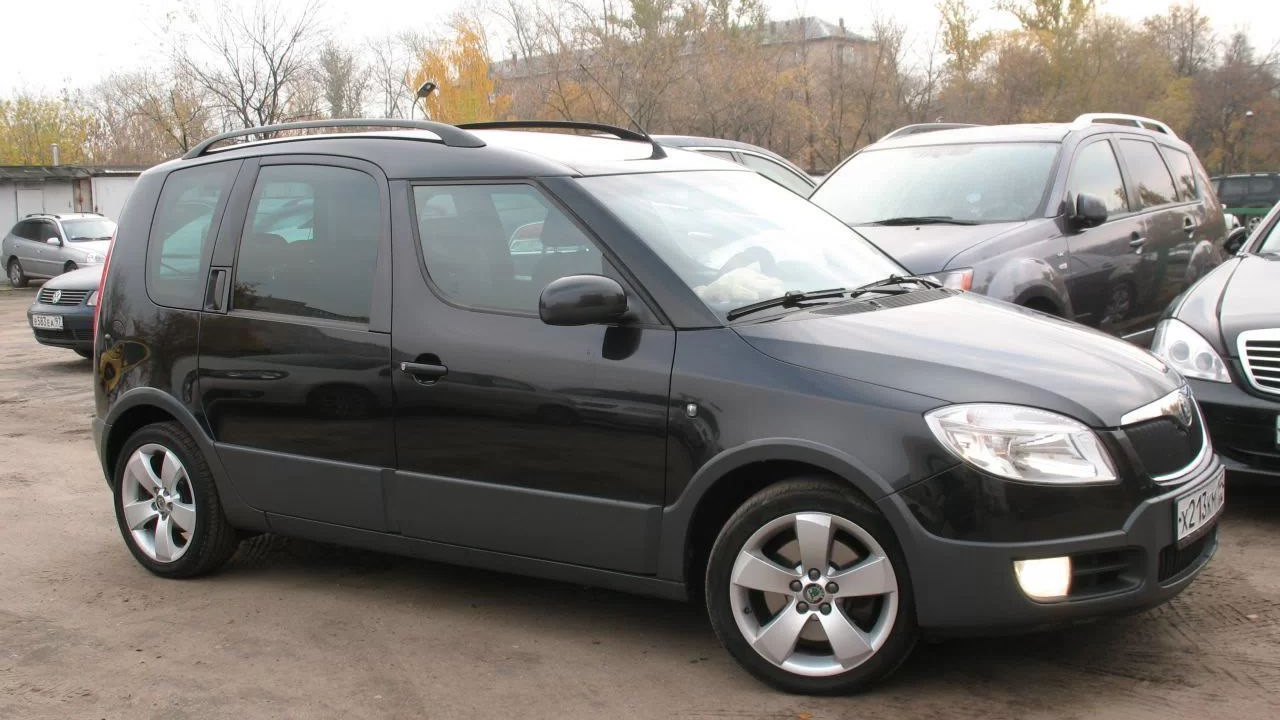 Skoda Roomster 1 2