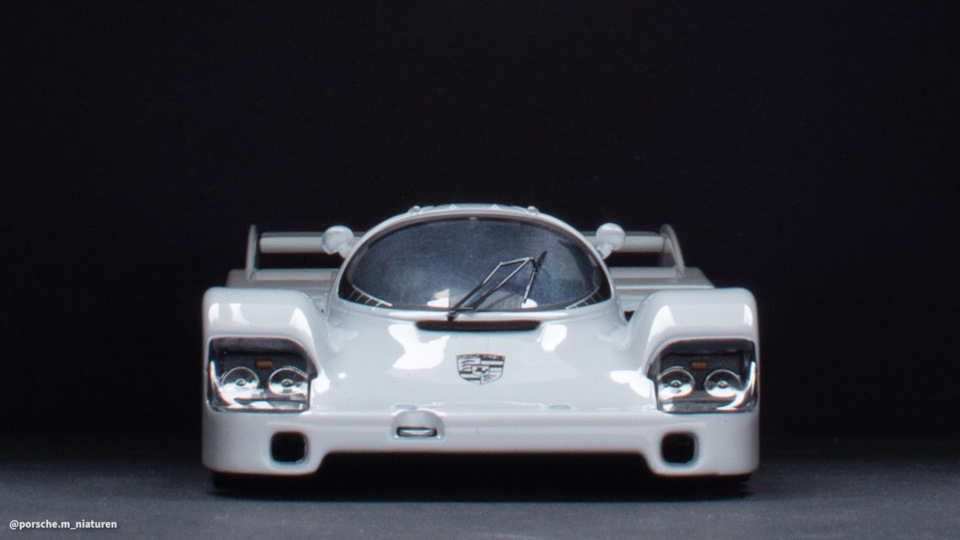 1983 Porsche 956 LH Show Car Frankfurt (HPI Racing) 1:43