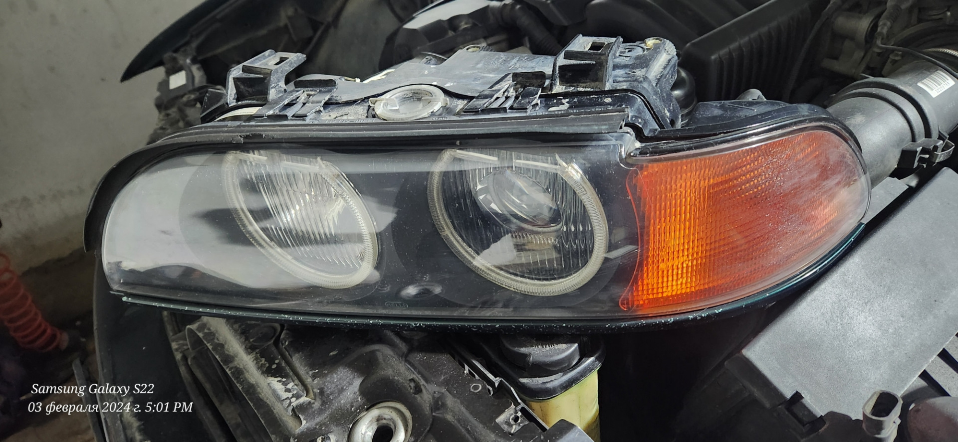 Потеют фары — BMW 5 series (E39), 2,5 л, 1998 года | наблюдение | DRIVE2