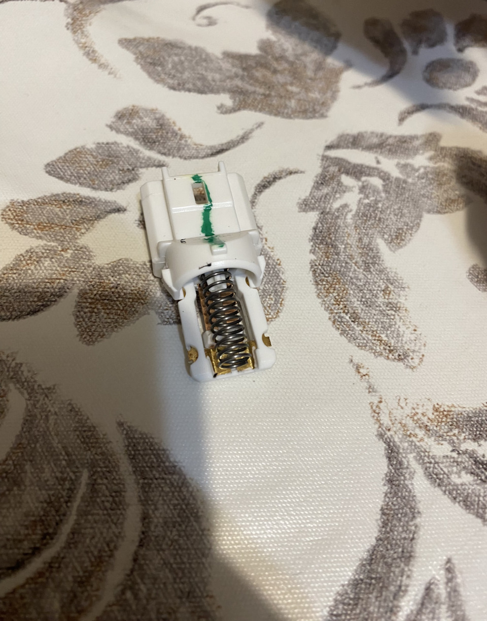 Замена датчика педали тормоза — Lada Vesta (NG), 1,6 л, 2023 года ...