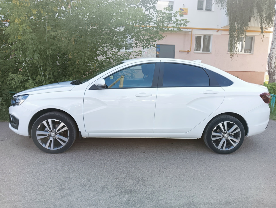 Колеса Веста Кросс R17 — Lada Vesta (NG), 1,6 л, 2023 года | колёсные ...