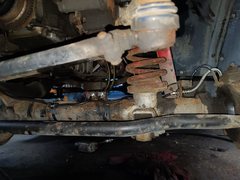 Замена тормозных магистралей. — УАЗ Patriot, 2,7 л, 2012 года | тюнинг ...