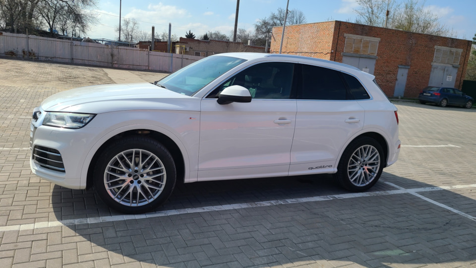 Фото в бортжурнале Audi Q5 (2G)