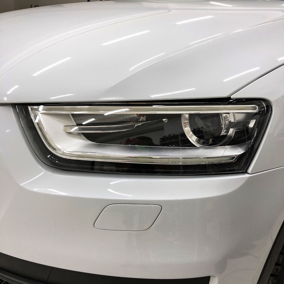 Замена стёкл фар - Audi Q3 (1G), 2 л, 2013 года визит на сервис DRIVE2