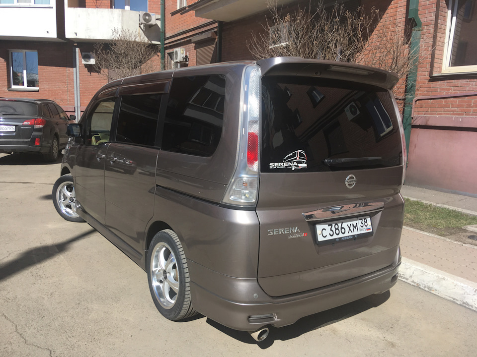 Запчасти ниссан серена. Ниссан Серена 2007. Nissan Serena c25 диски. Ниссан Серена 2. Nissan Serena c27.