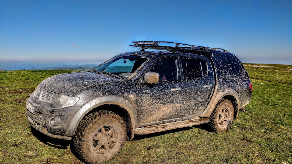 Mitsubishi L200 ТракторOFF