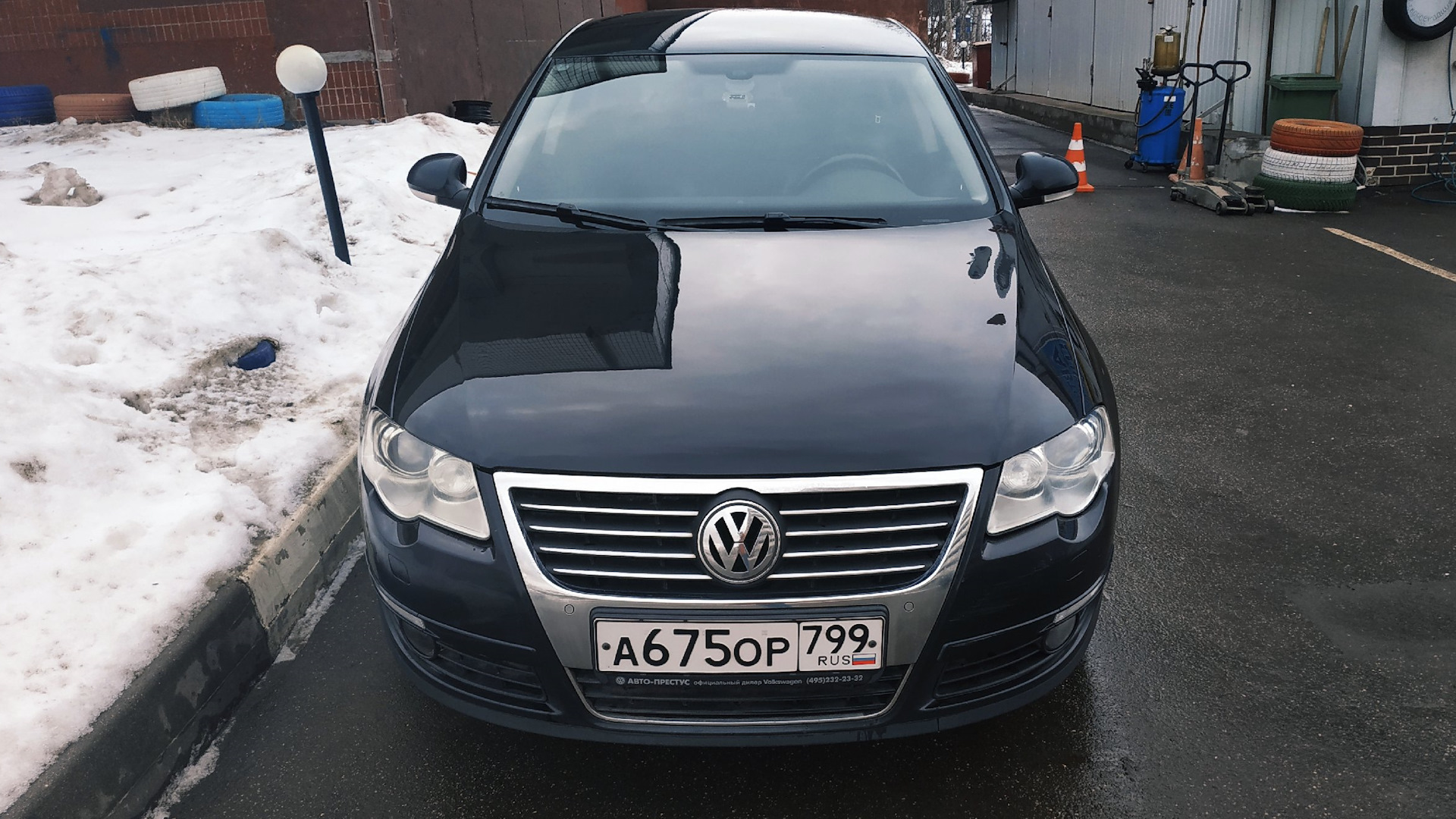 Volkswagen Passat B6 1.8 бензиновый 2008 | Deep Black Pearl на DRIVE2