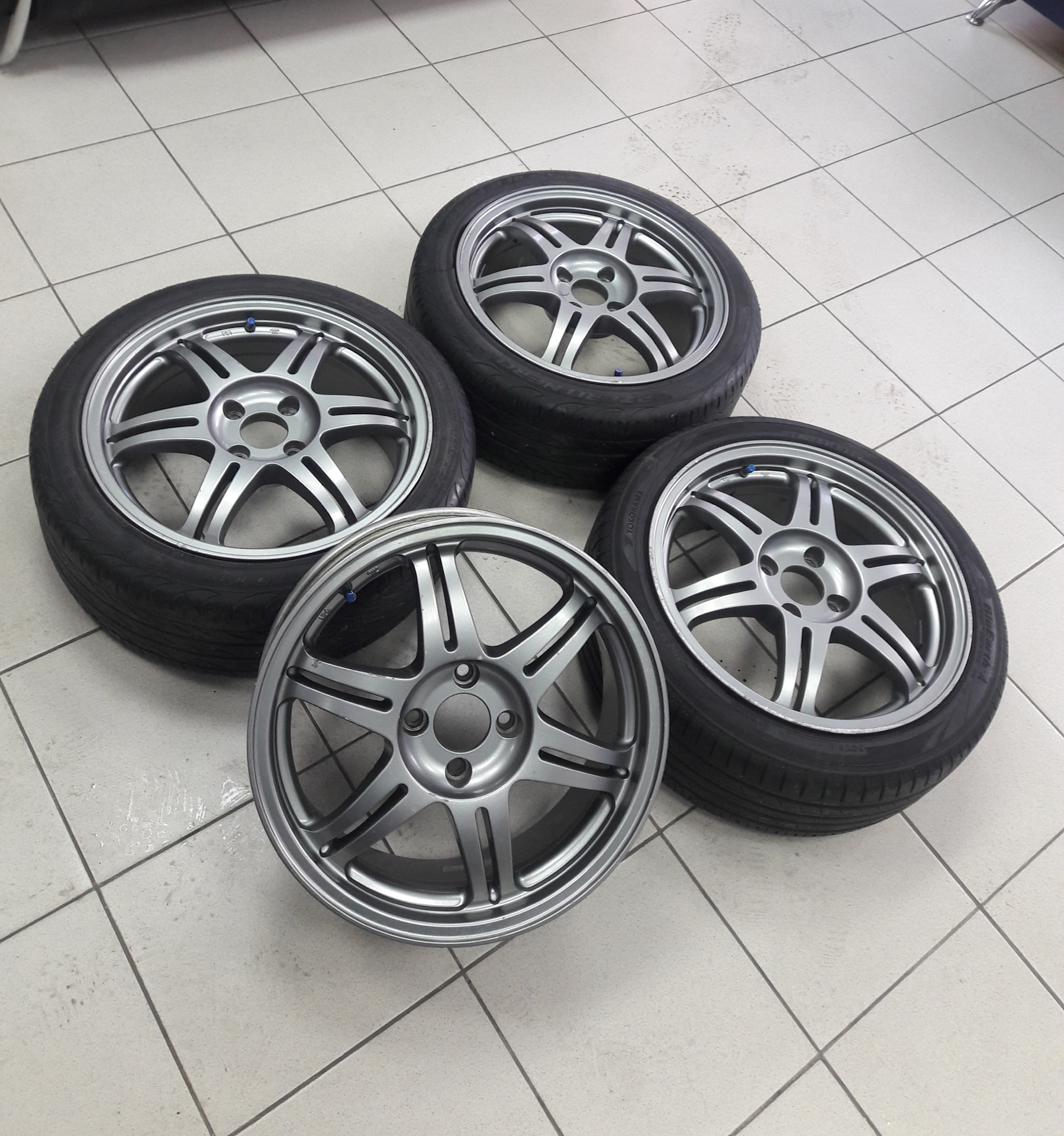 Диски a b c d. Диски Bridgestone BIM DHS r16. B. I. M DHS C 033. Диски Zeit BIM DHS. Диски Bridgestone BIM DHS r16 Forester.