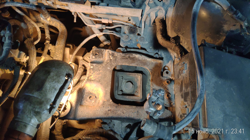 Старая подушка — Ford Focus Sedan II