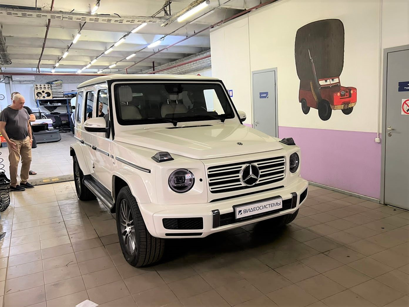 Новая мощная и качественная аудиосистема в Mercedes G500 2022. — V-Systems  на DRIVE2