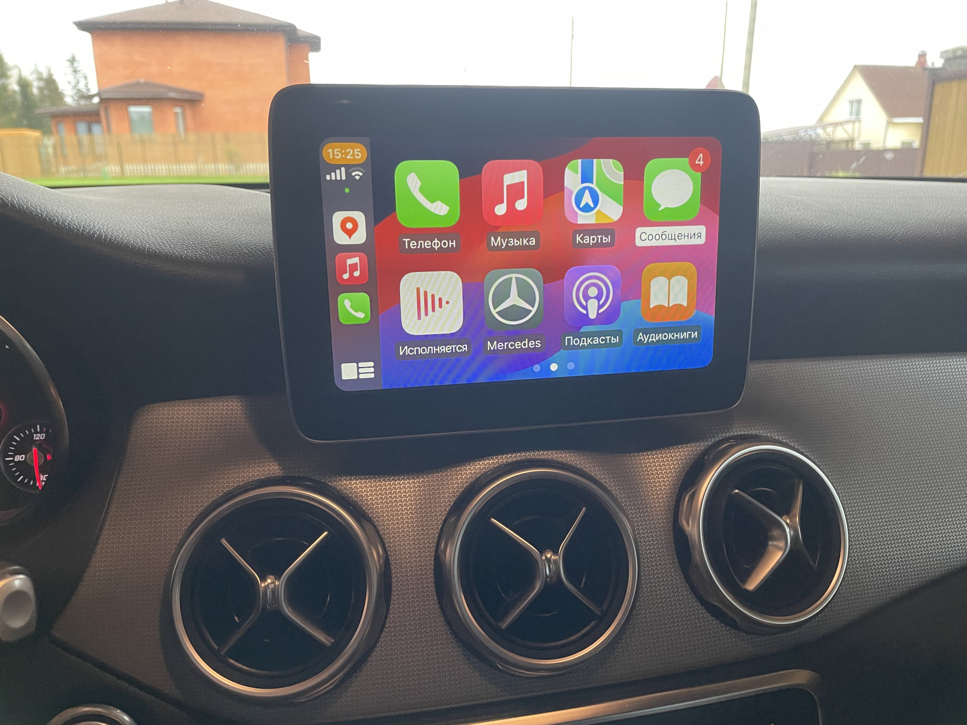 CarPlay — MercedesBenz GLAClass (X156), 1,6 л, 2018 года другое