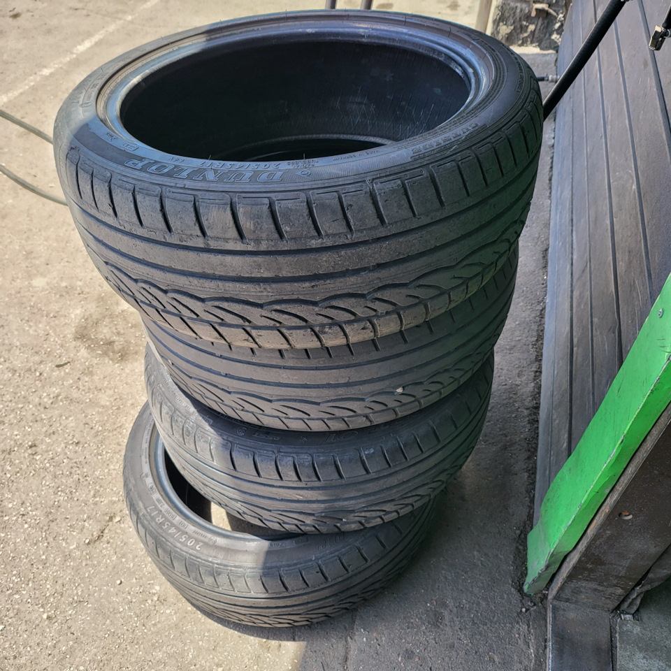 Новая мягкая резина 205/50/17 — MINI Cabrio S Mk I, 1,6 л, 2010 года ...